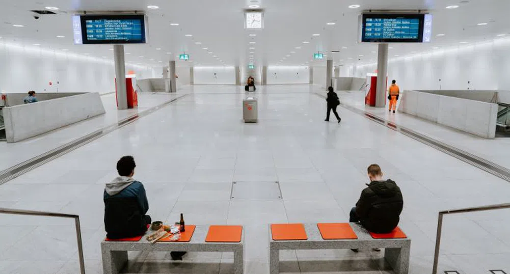 На гарите в Европа: Къде очакването на влака е удоволствие и къде мъчение