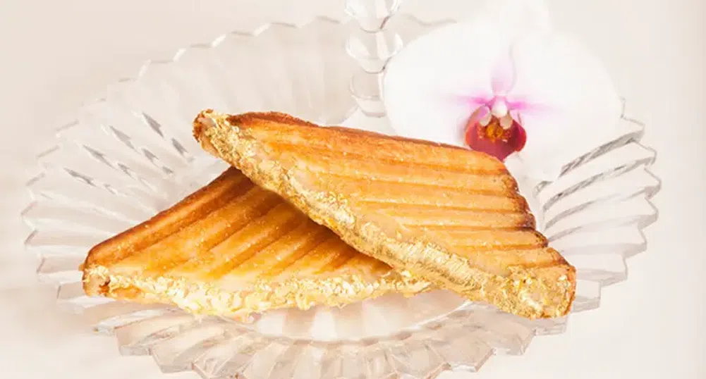 Сирене, бял трюфел, злато – какво точно съдържа най-скъпият сандвич в света