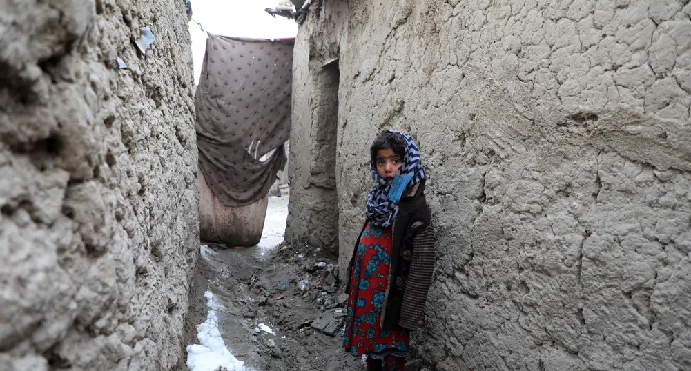 Да продължиш да образоваш момичета: Малките битки срещу режима в Афганистан