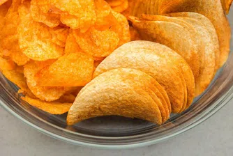Бисквити, чипс - недостигът на олио променя състава на много храни
