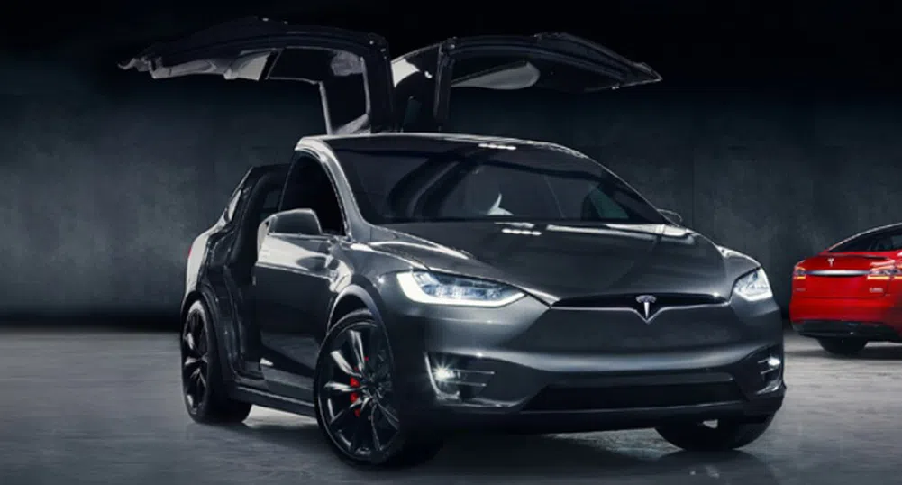 Швейцарската полиция ще се вози на Tesla Model X