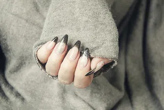 Живи мравки в маникюр, или как салон за красота сътвори скандал