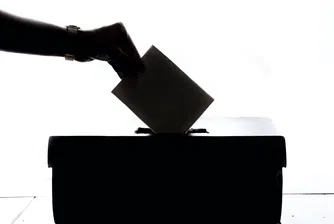 Какви са резултатите от изборите при преброени на 98.93% бюлетини?