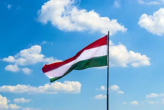 ЕК иска да блокира програми за Унгария на стойност 7.5 млрд. евро