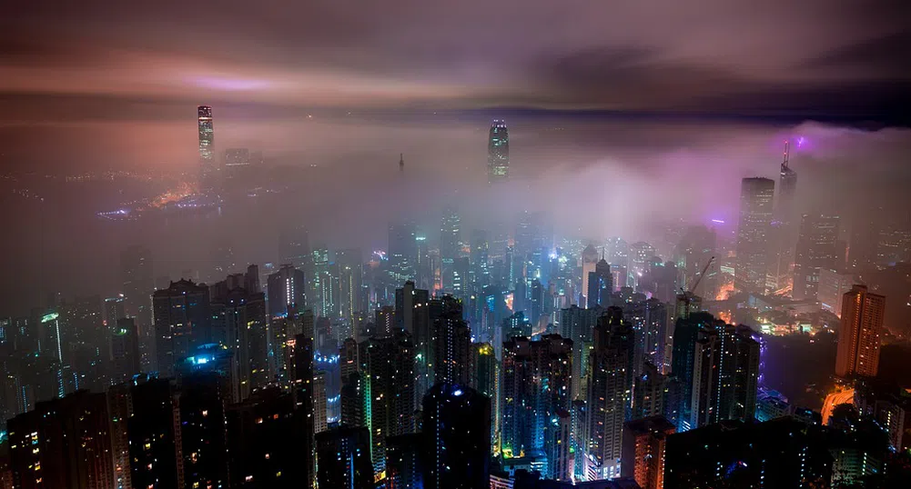 Хонконг обмисля регулация на търговията с криптовалути