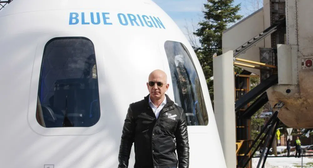 Джеф Безос отделя все повече време и пари за Blue Origin