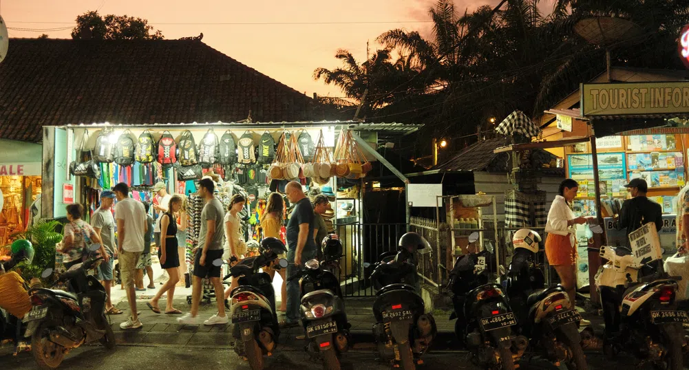 Бали започва да губи търпение към руските и украинските туристи