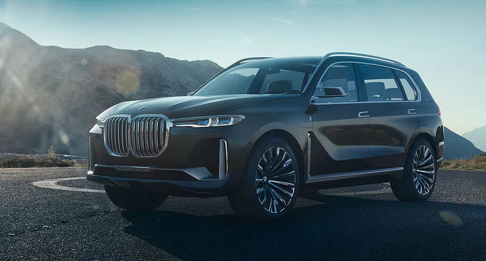 BMW представя огромен SUV модел с три реда седалки
