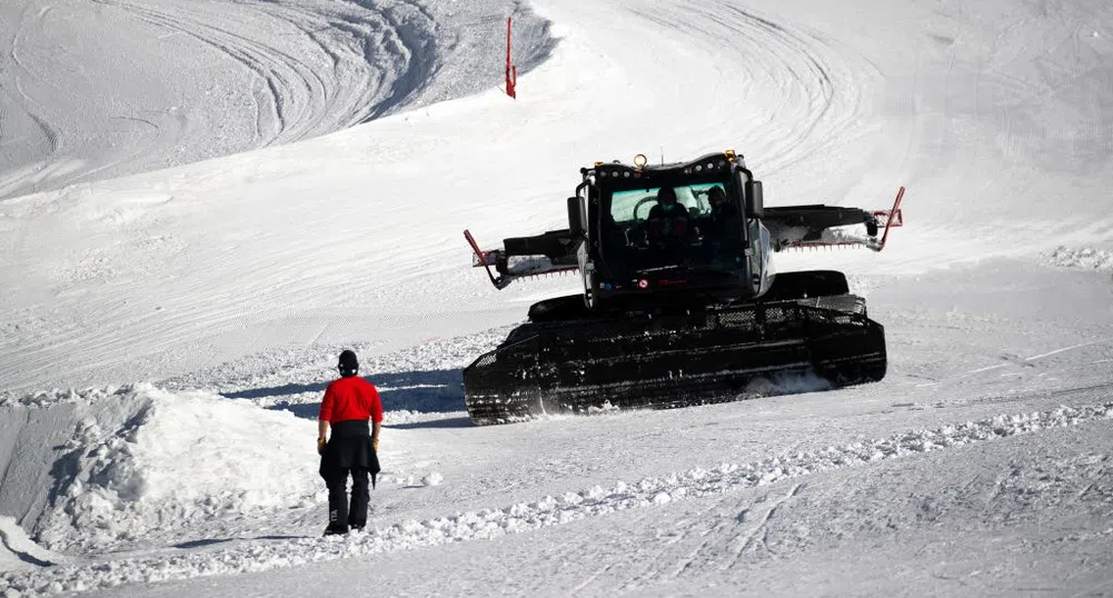 Климатът убива ски индустрията, Италия отговаря с оръдия. Но докога?