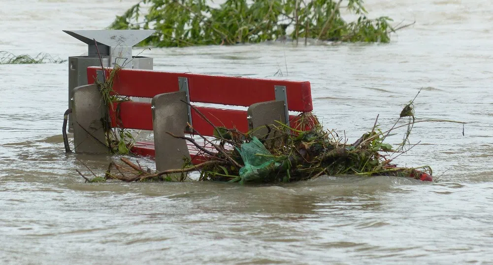 Жертвите от наводненията в Белгия вече са 23, ЕС осигурява помощ