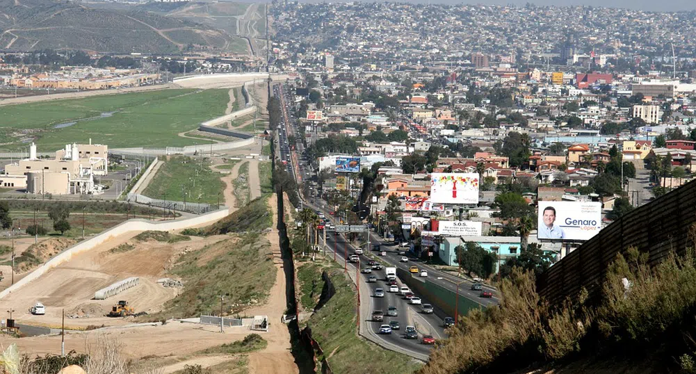 САЩ арестуваха рекорден брой мигранти на границата с Мексико през март