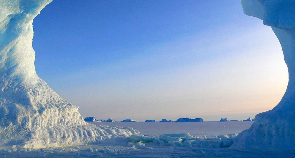Необичайно топло време на Северния полюс изуми учените