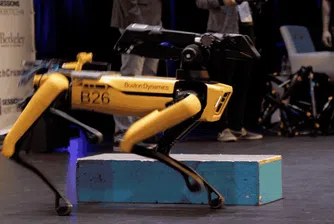 Boston Dynamics показа първия си комерсиален робот