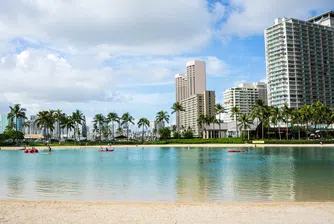 Хаваите отново приемат туристи