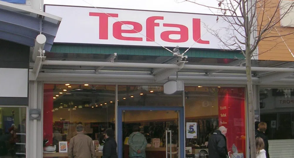 Край на загорелите ястия с интелигентния тиган на Tefal