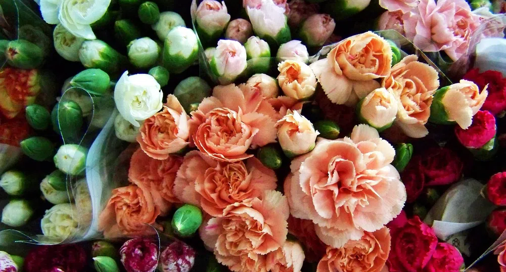 Изненадващата причина, поради която супермаркетите продават цветя