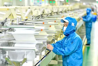 Промишлените печалби в Китай нарастват за втори пореден месец