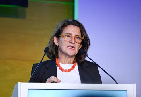 Тереса Рибера: Вашингтон изнудва Европа в търговските преговори