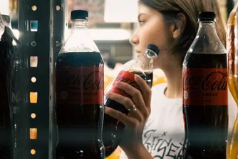 Coca-Cola изтегля напитките си от някои европейски пазари заради опасен химикал