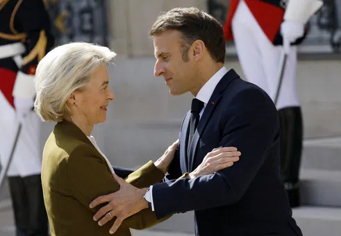 Макрон: Брюксел се страхува от технологичните гиганти на САЩ