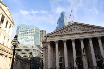 Очакванията са Английската централна банка да бъде сред последните, които ще започнат да разхлабват строгата си парична политика
