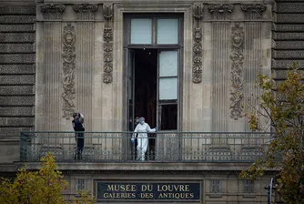 По думите на парижкият прокурор Лор Бекюо, ДНК доказателства свързват основния заподозрян с престъплението