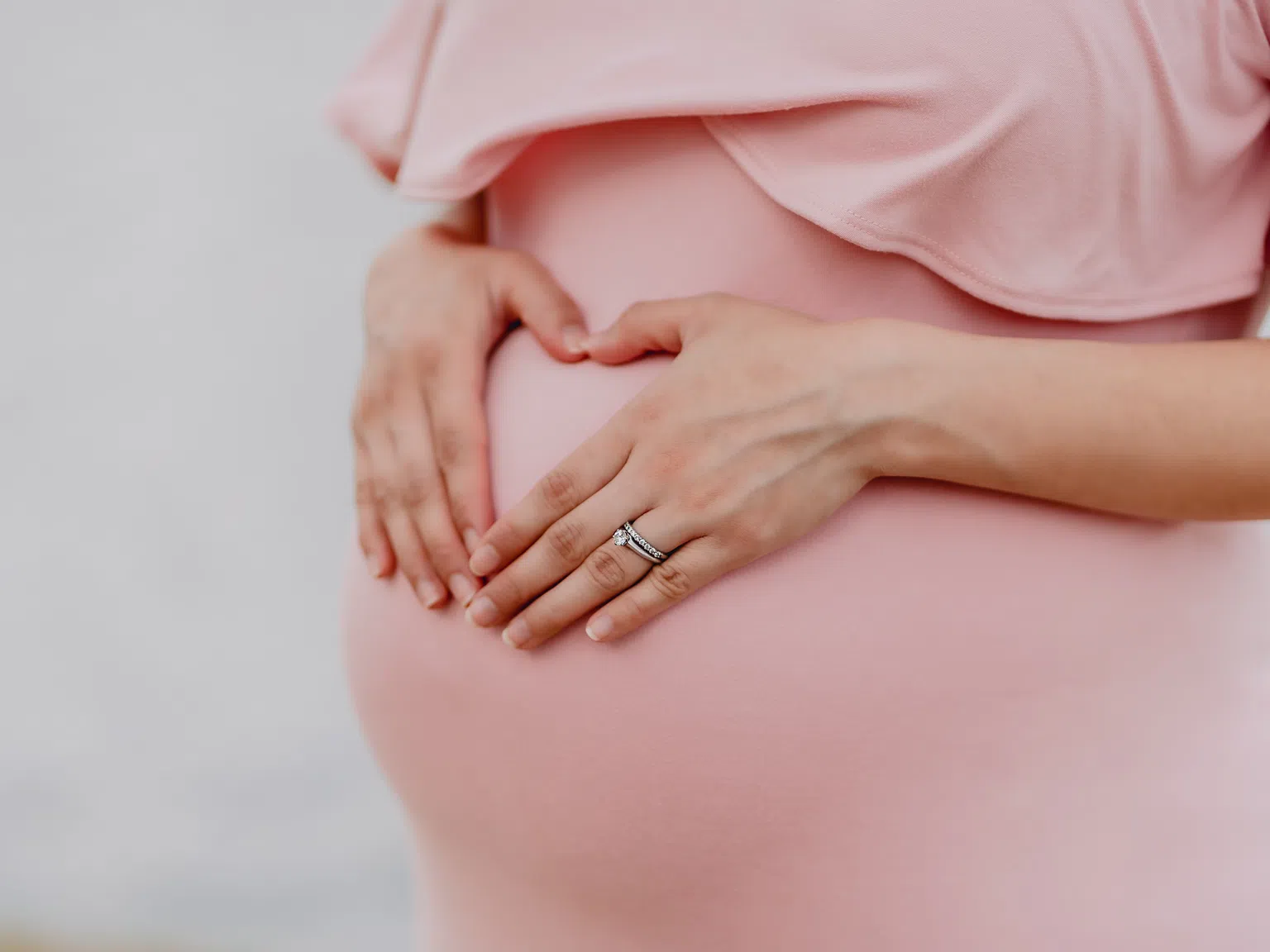 Какво бременната НЕ трябва да прави седмица преди раждането?