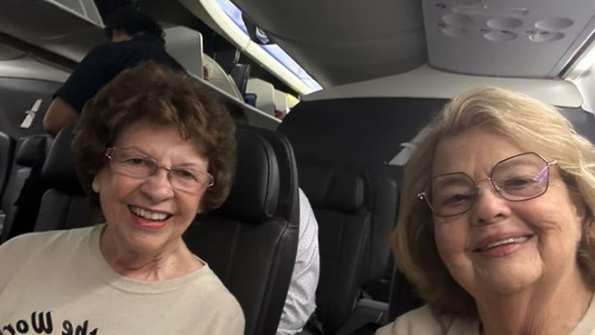 Да обиколиш света за 80 дни - запознайте се с две 81-годишните пътешественички