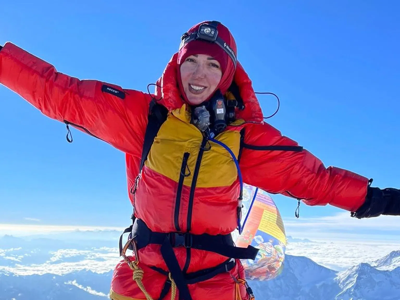 Страхотна! Силвия Аздреева стана първата българка, изкачила К2