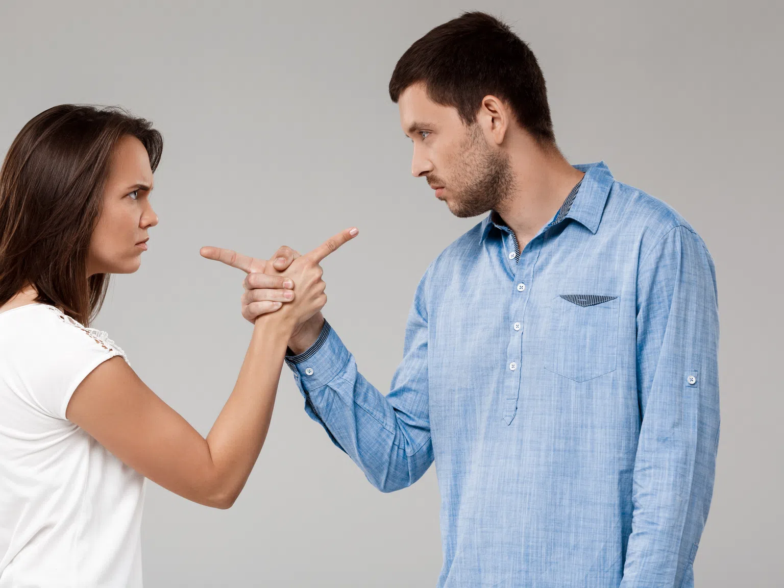 Защо е напълно безполезно мъж да спори с жена
