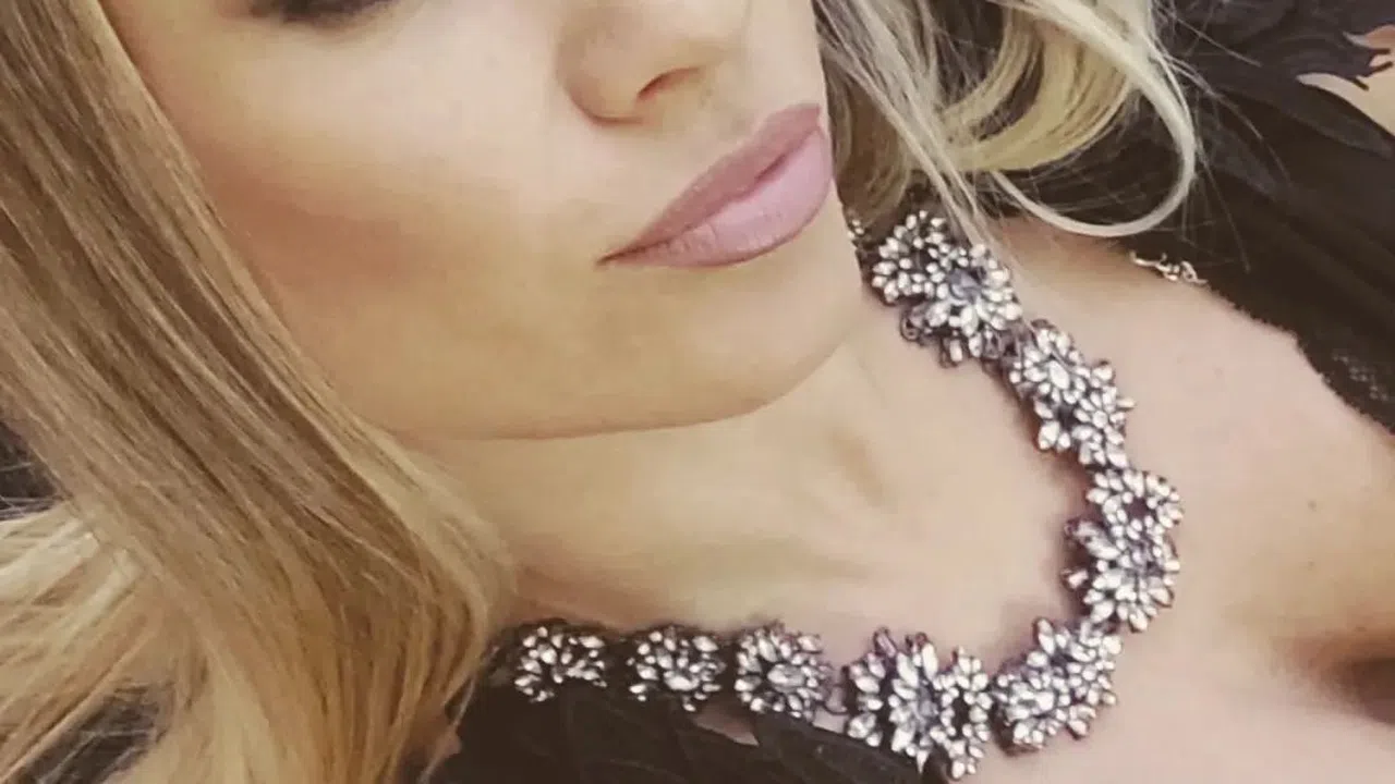 Алиса и Матео, децата на Лора Караджова, ще говорят за пръв път ...