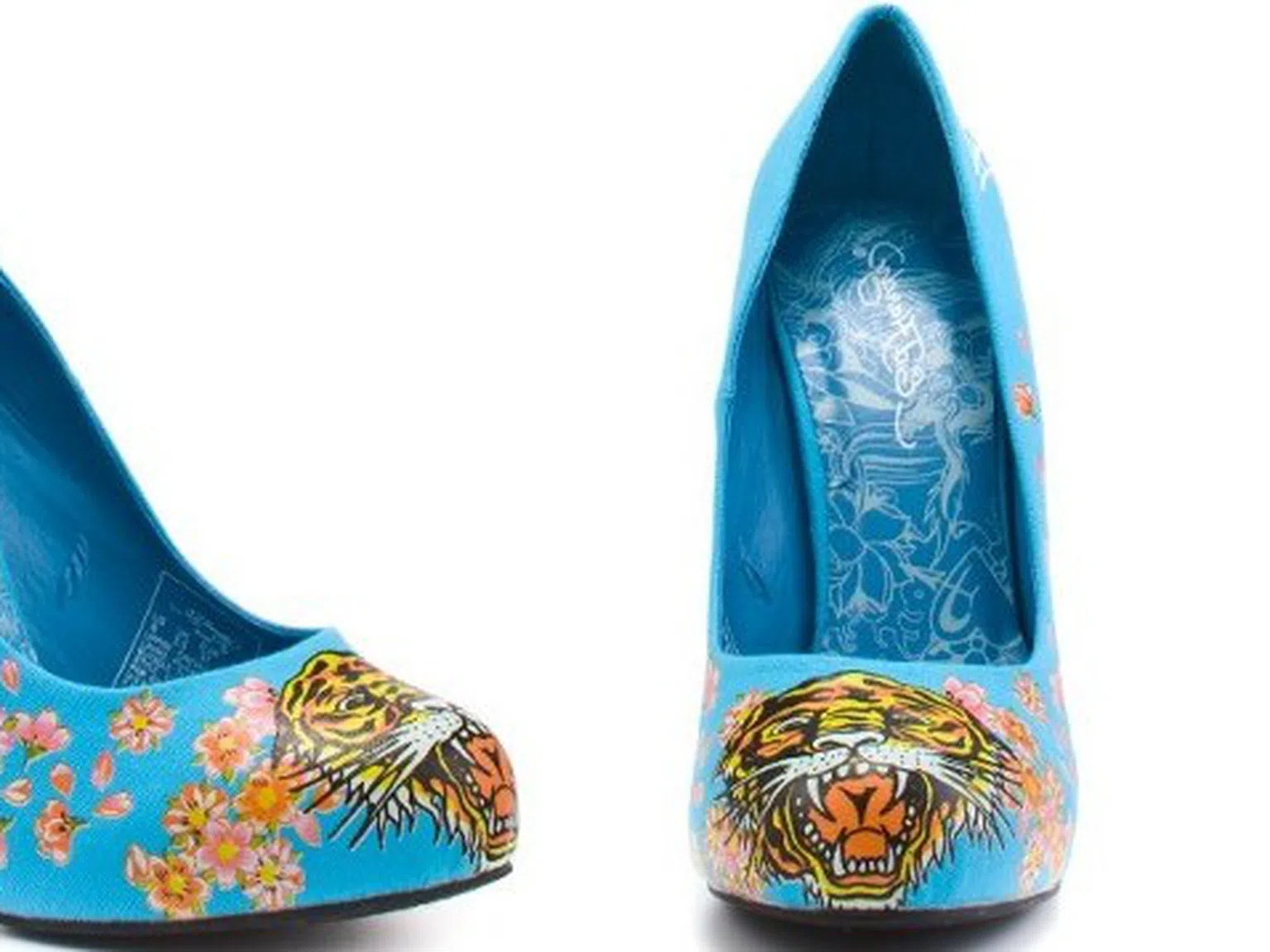 Истинска тигрица с обувките на Ed Hardy