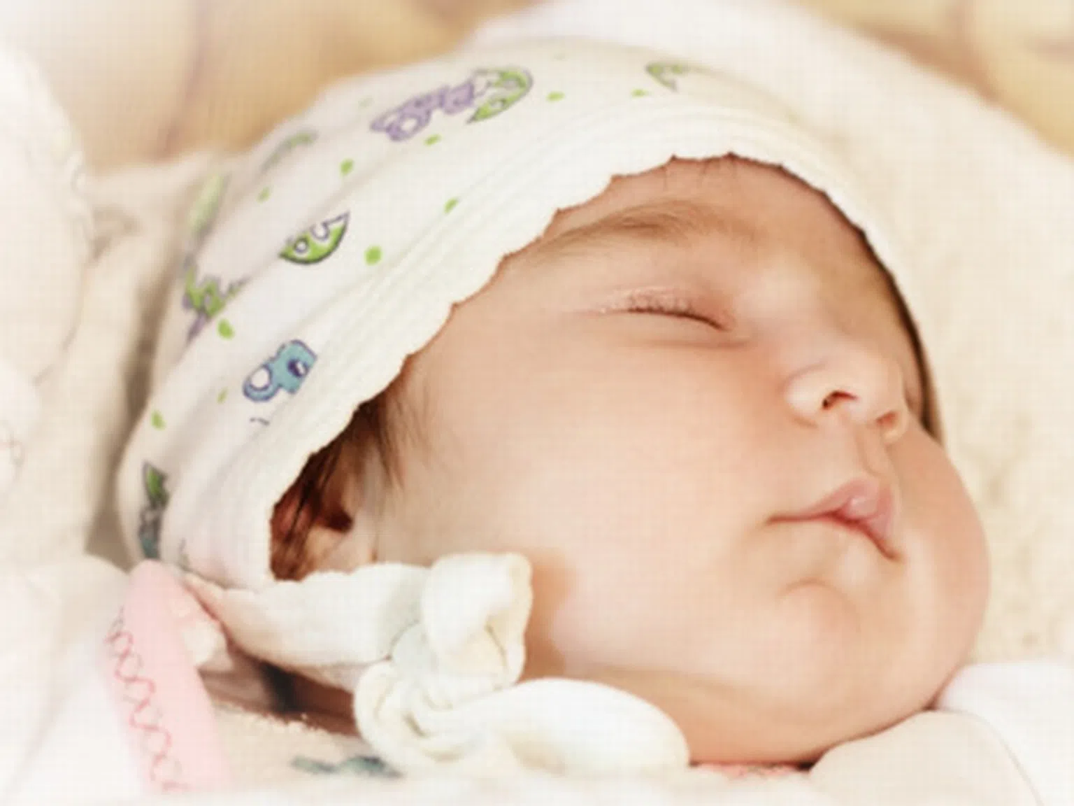 Бебето след раждането - какво се случва с него в първите часове?