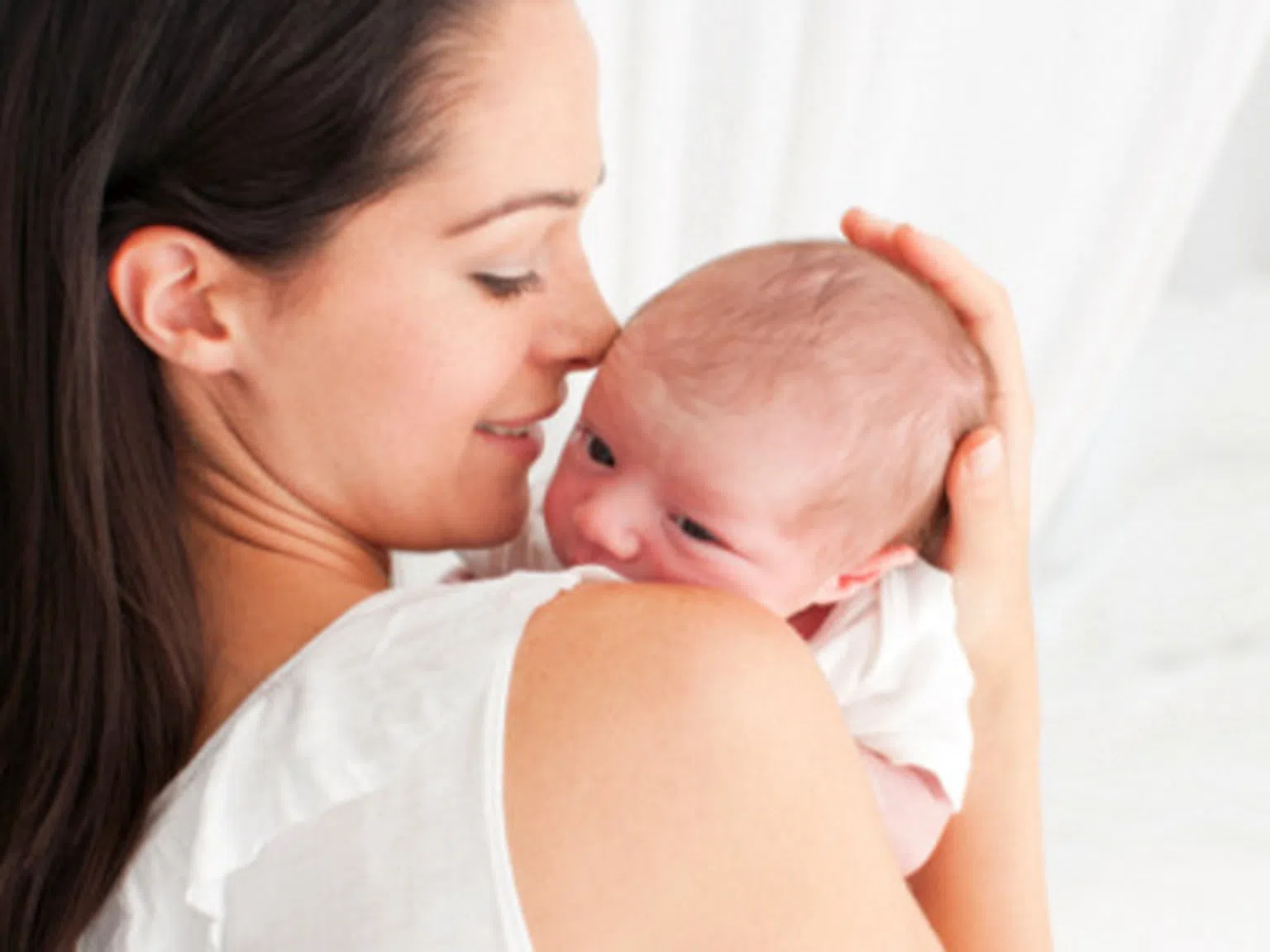 Жените с нежни лица раждат повече деца