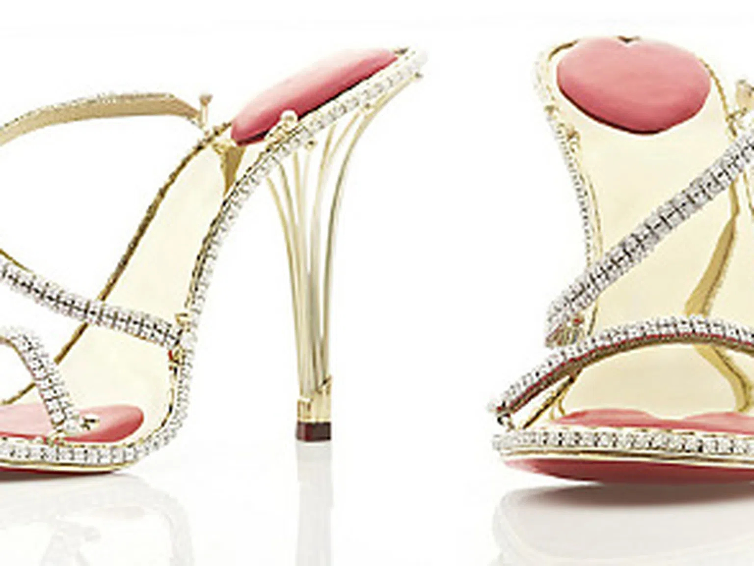 Обувки-бижу: от злато и диаманти
