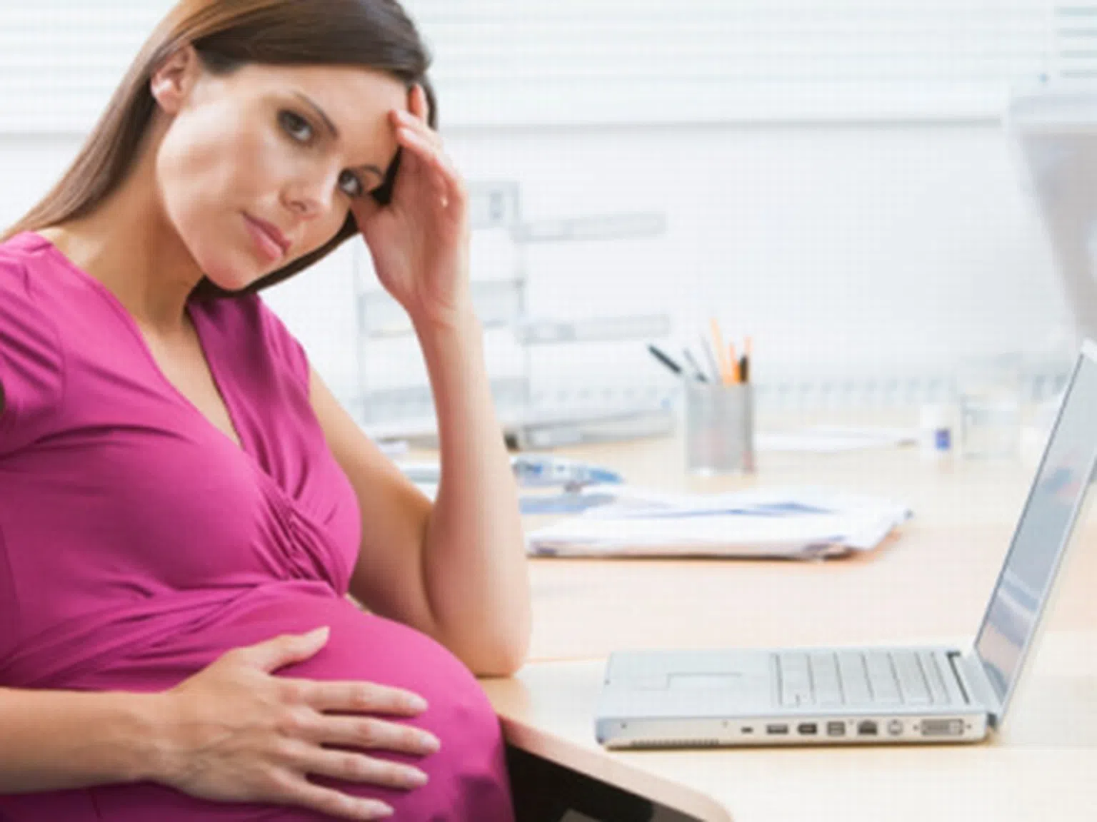 Интернет-хейтъри заблуждават бременни
