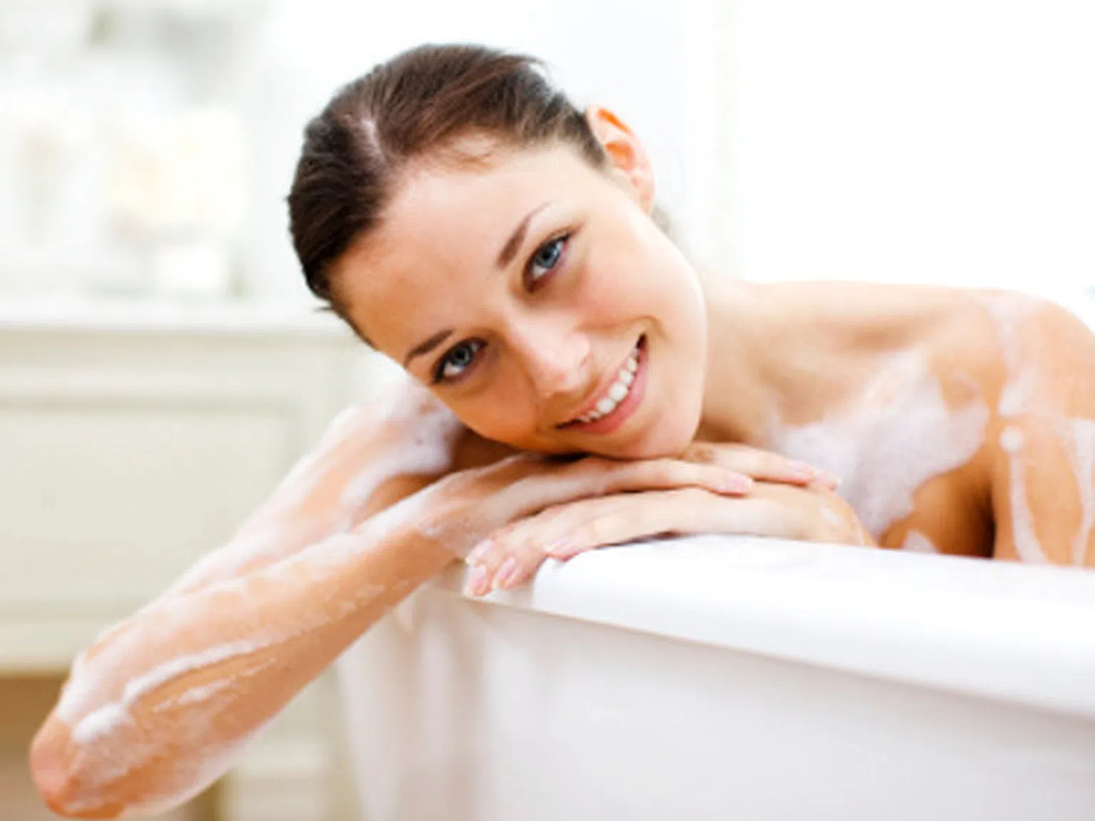 Спа процедури у дома: вана за красота
