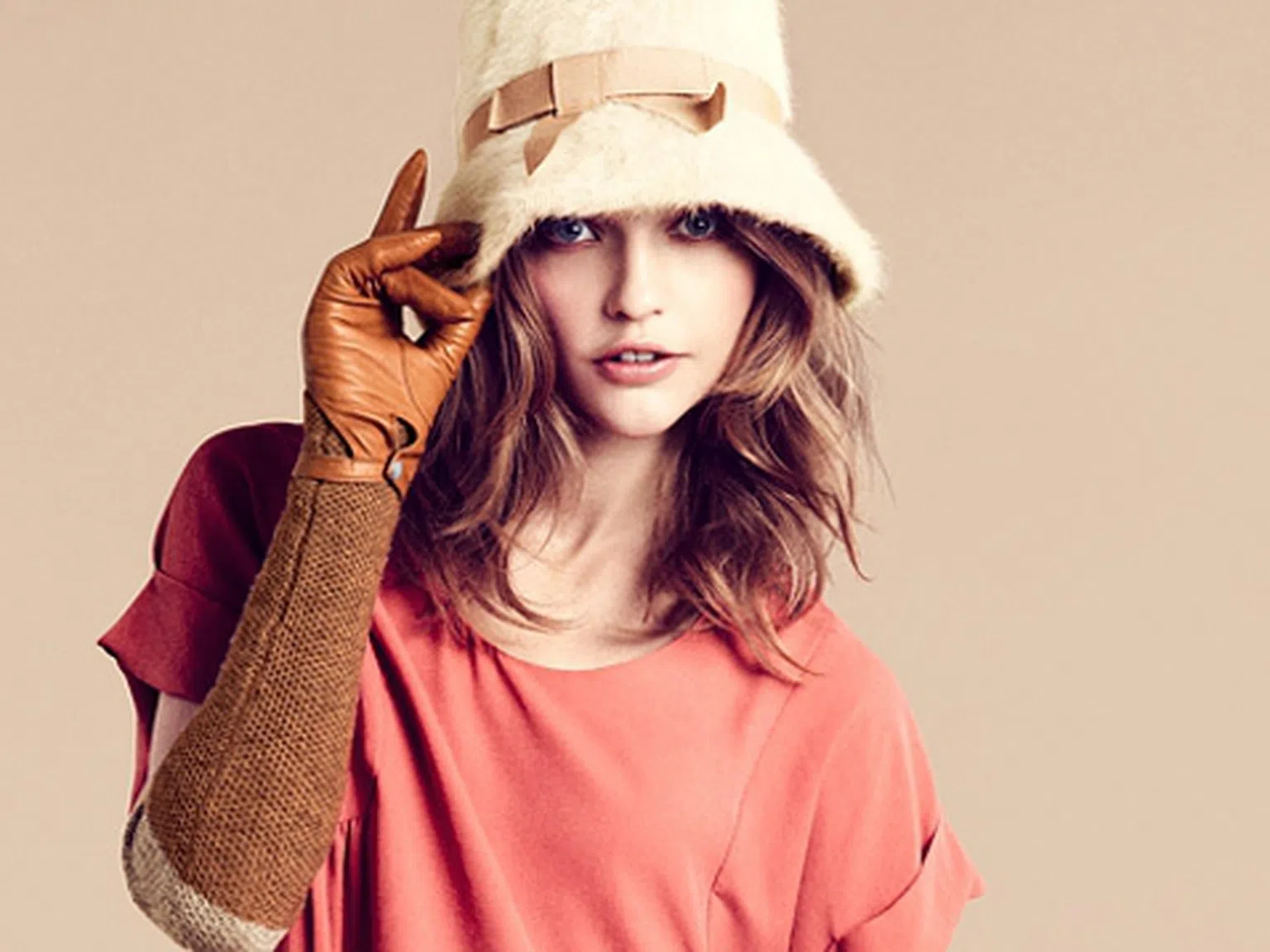 Саша Пивоварова е есенното момиче на H&M