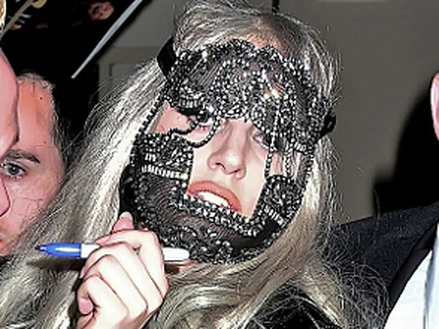 Лейди Гага е болна от вълчанка