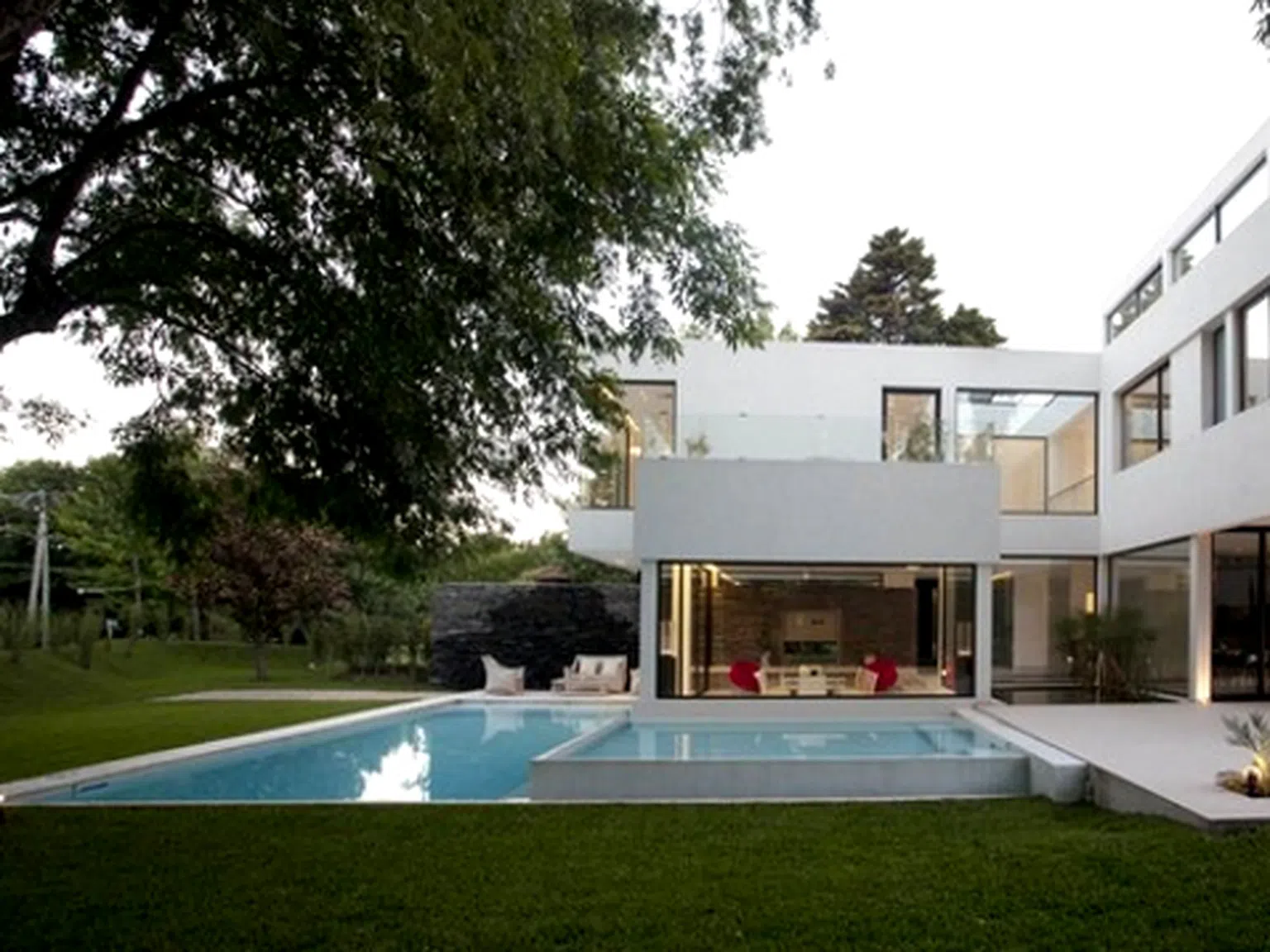 Къщи от бъдещето: Carrara House