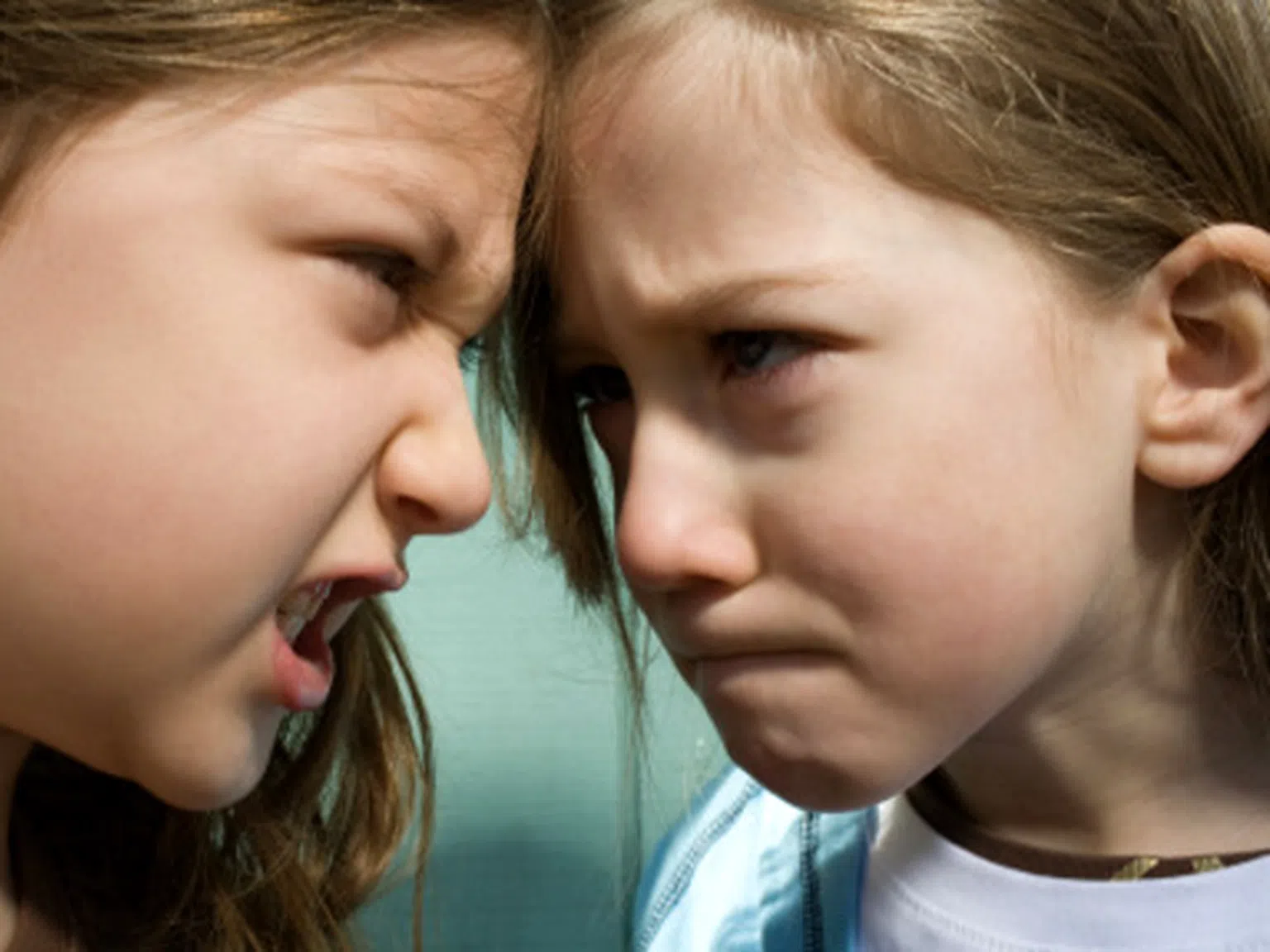 Агресивните деца “издават” слабохарактерни родители