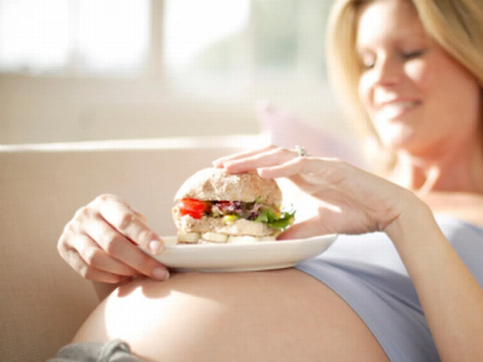 Правилно хранене при бременност