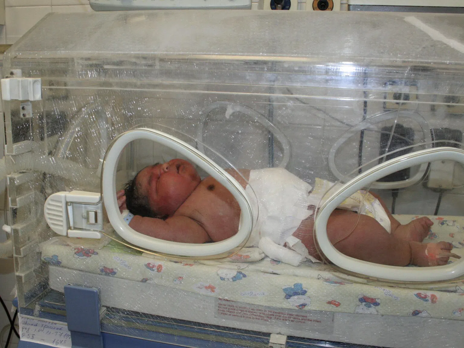 7-килограмово бебе-рекордьор се роди в Бургас
