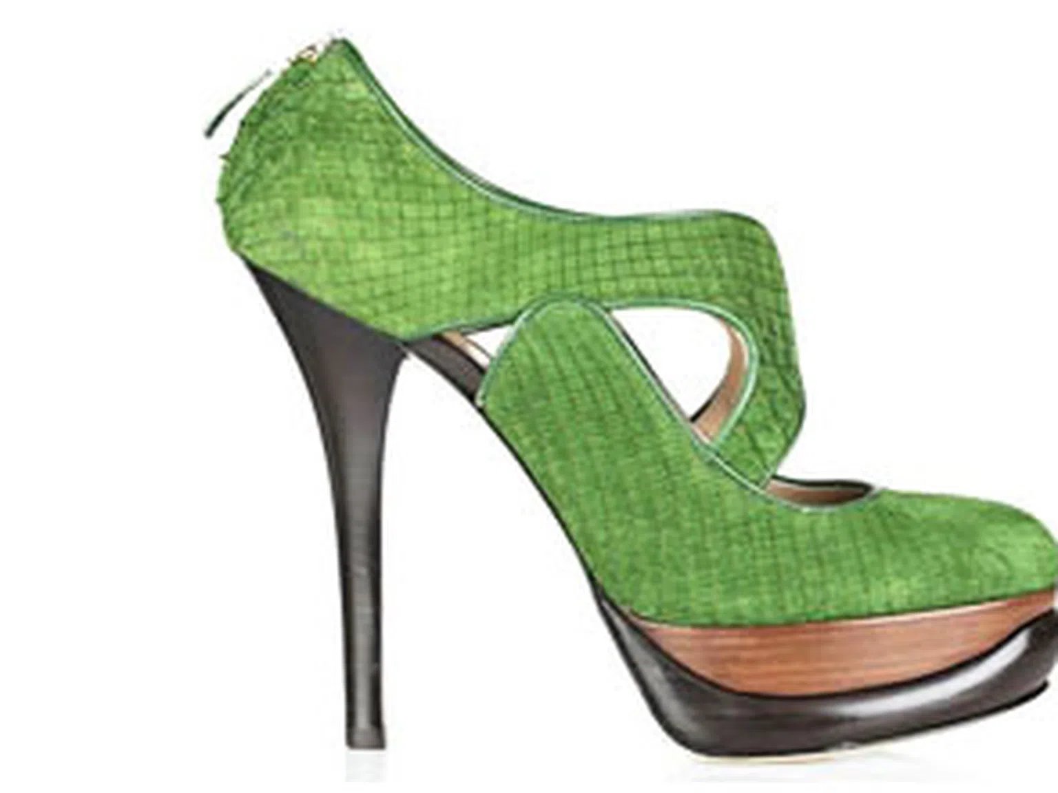Хамелеонски обувки от Fendi