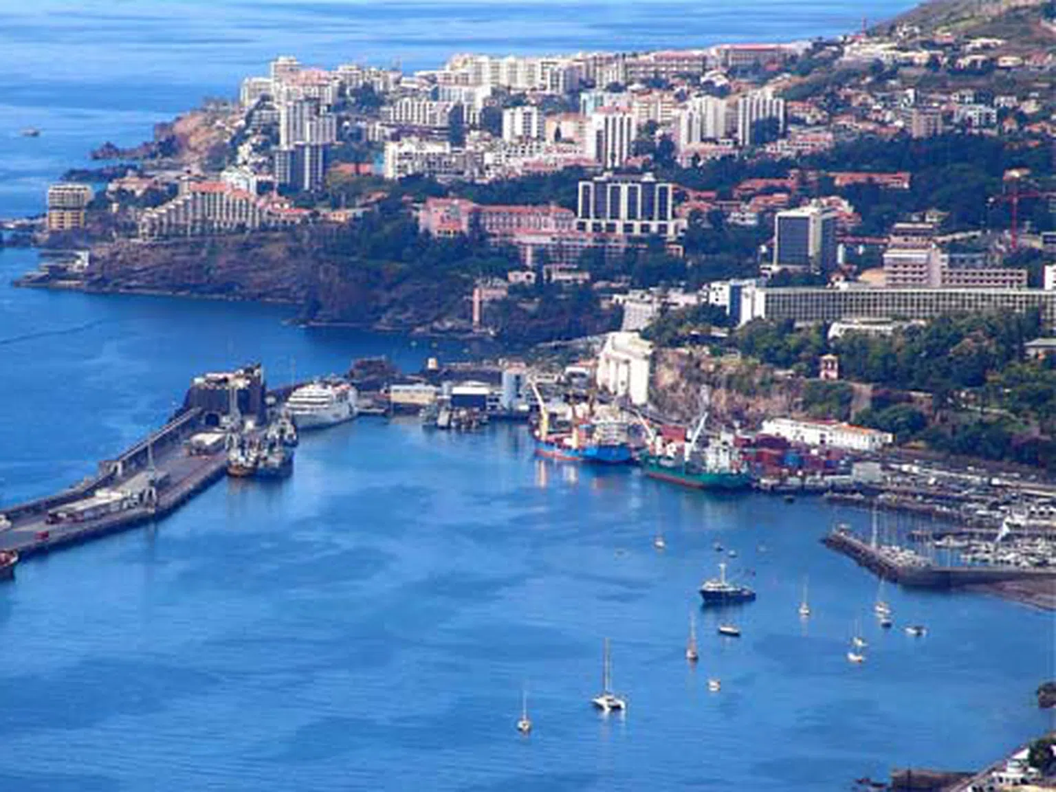 Най-добрите места за романтична почивка на море: Мадейра