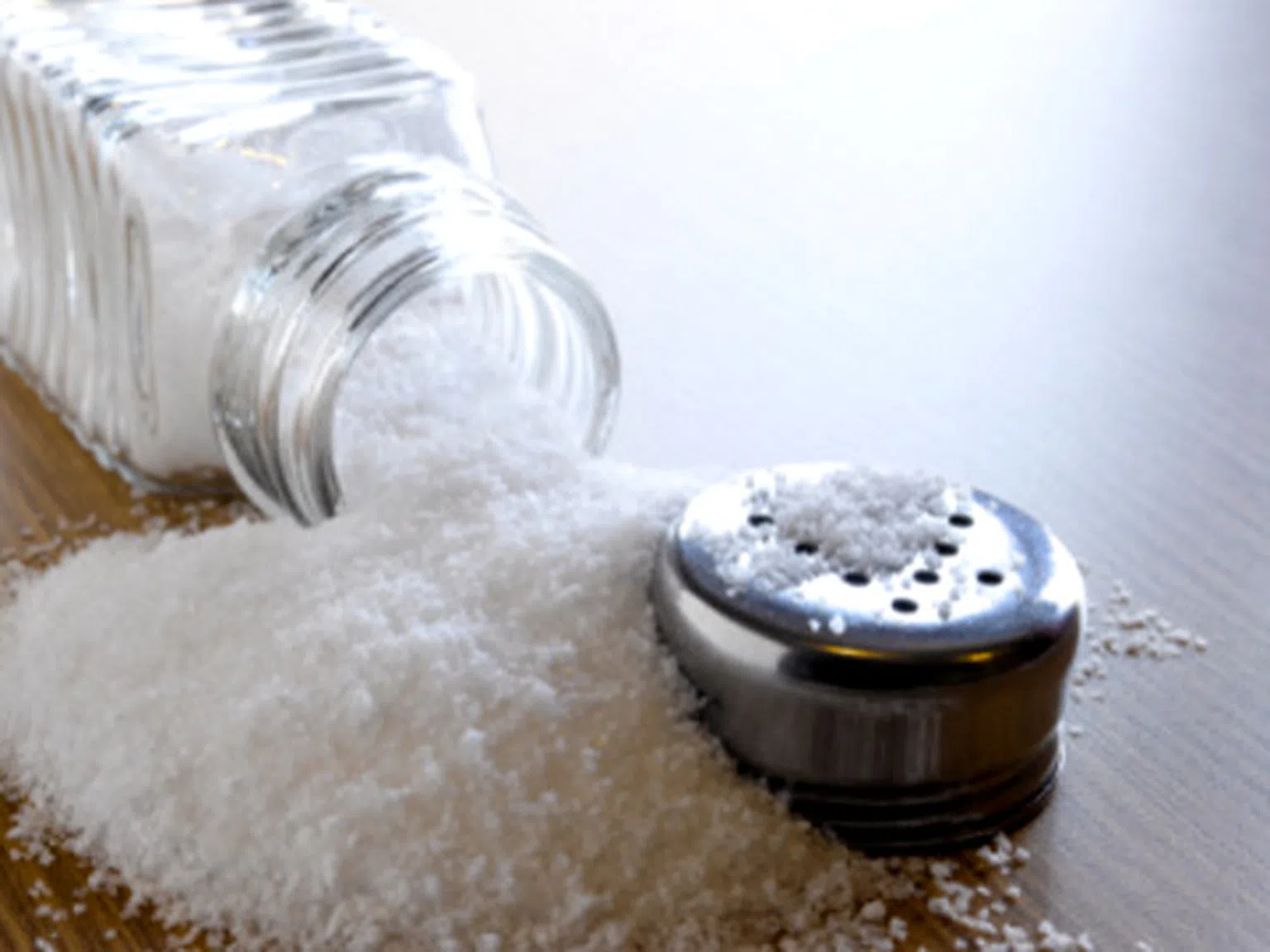 Солта е пристрастяваща, колкото цигарите и наркотиците