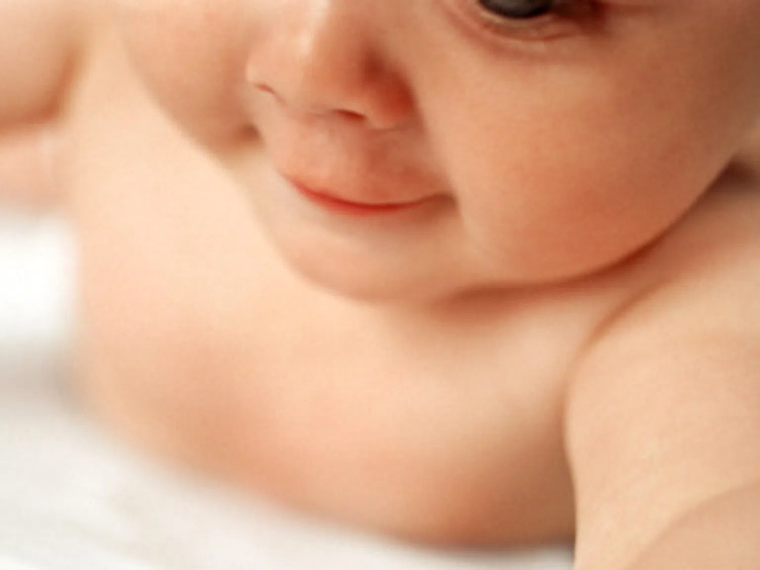 Подхранване на бебешката кожа