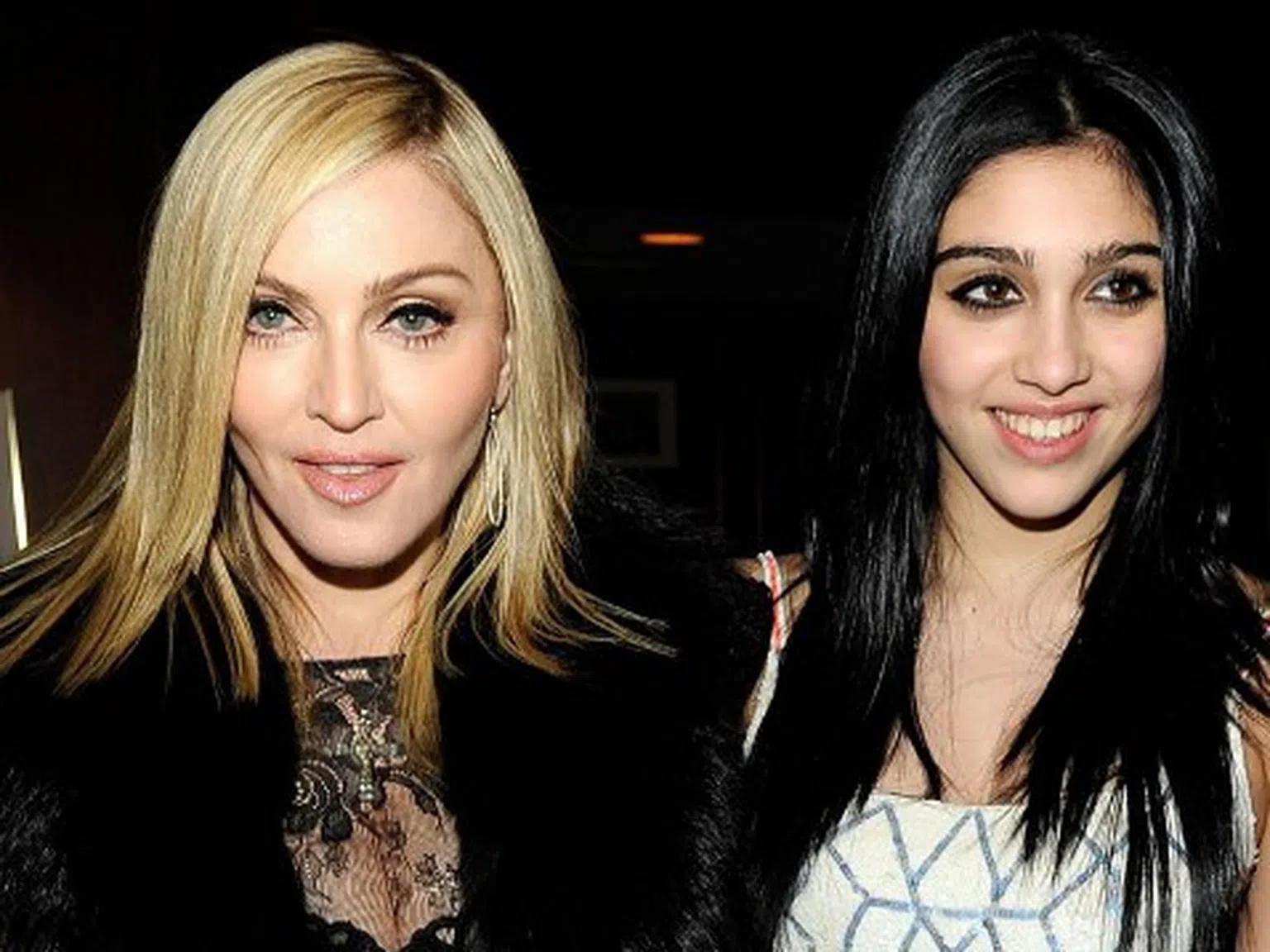 Мадона пропя с дъщеря си, атакува 2012-а с три албума
