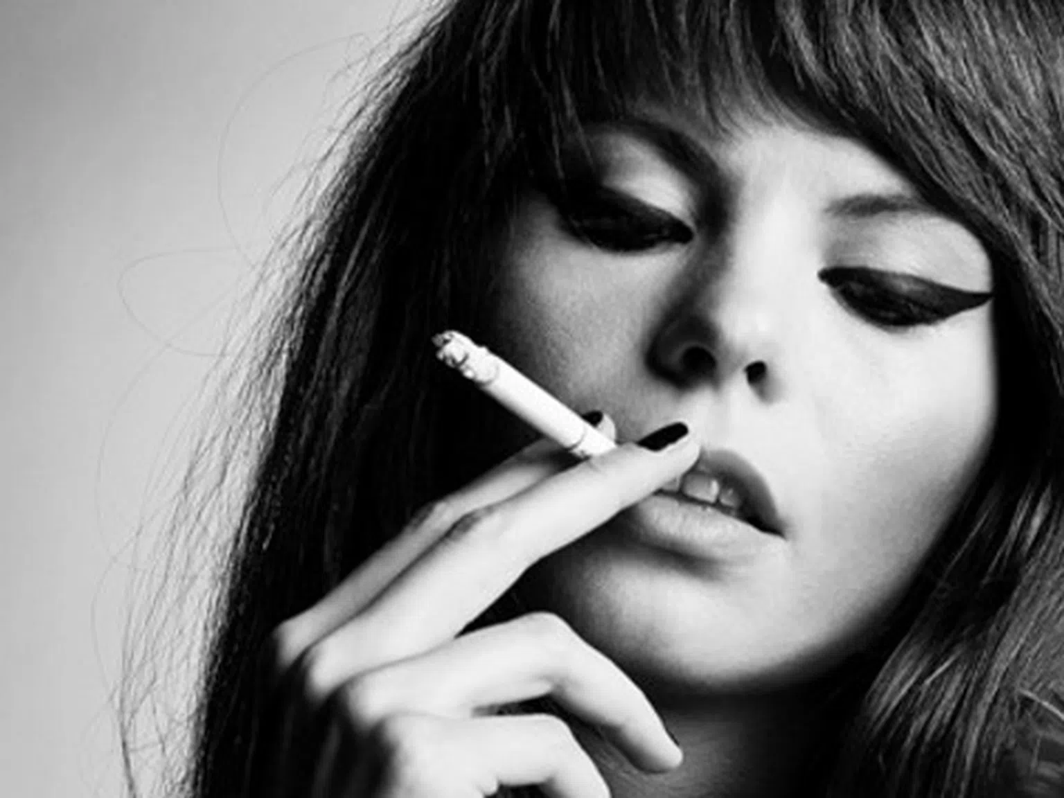 Защо някои пушачи не могат да спрат цигарите?