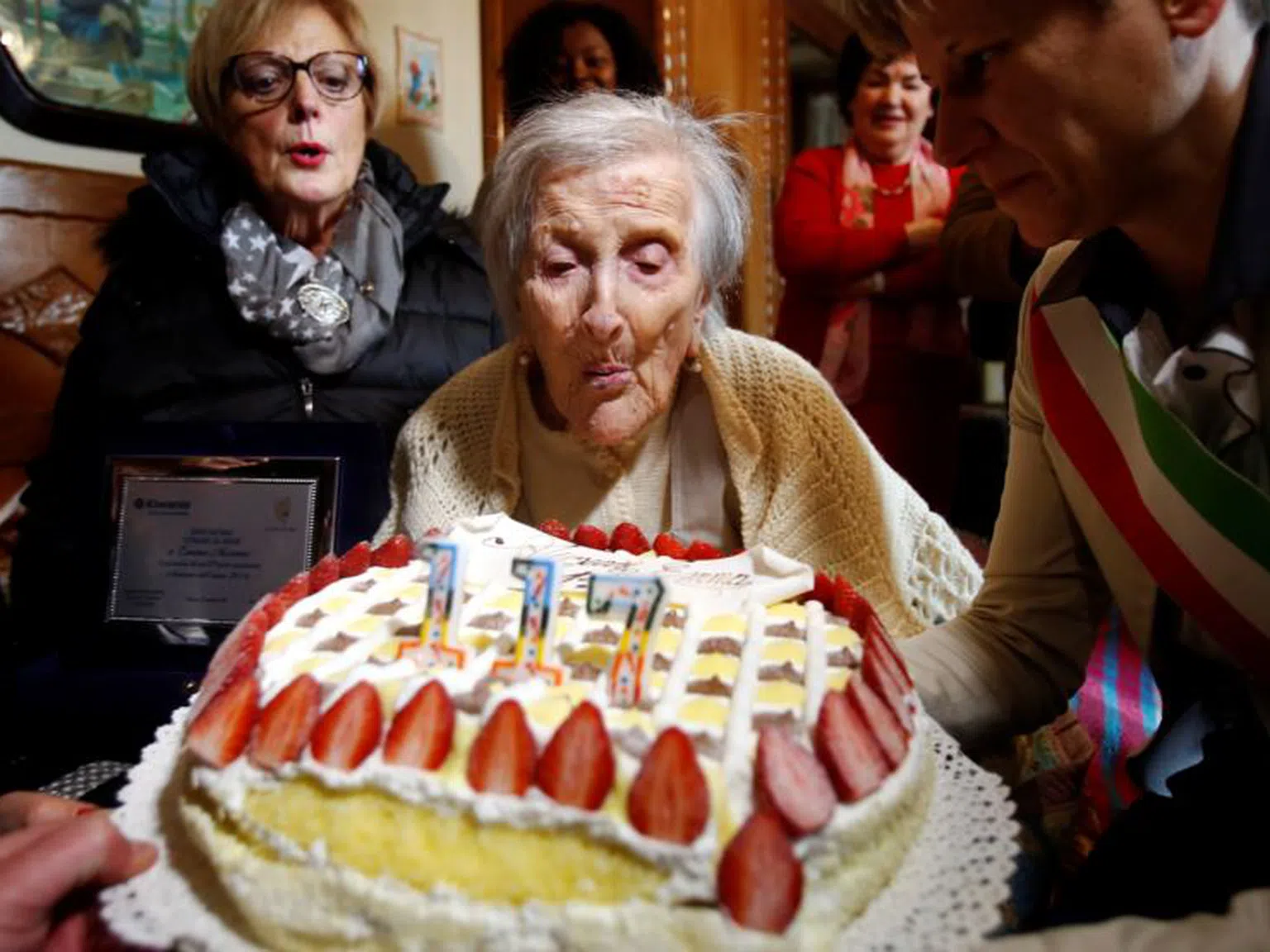 Ема Морано – най-възрастната жена на света се храни с три яйца на ден